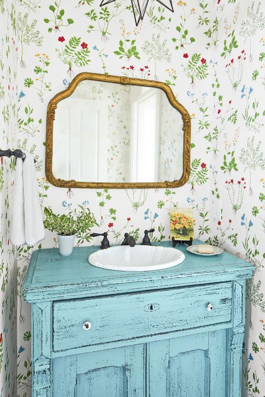 10 Pilihan Wallpaper untuk Mempercantik Kamar Mandi