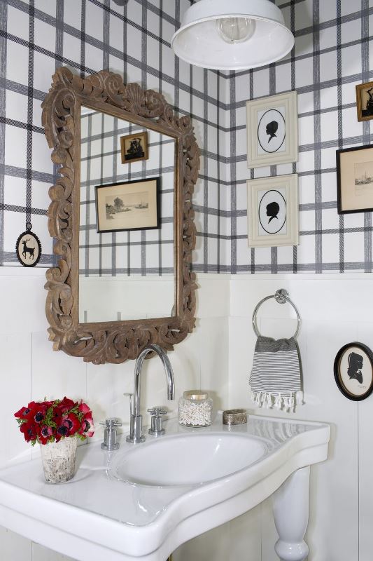 10 Pilihan Wallpaper untuk Mempercantik Kamar Mandi