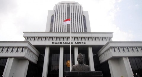 Jokowi Minta MA Terapkan Sistem Penghargaan dan Hukuman