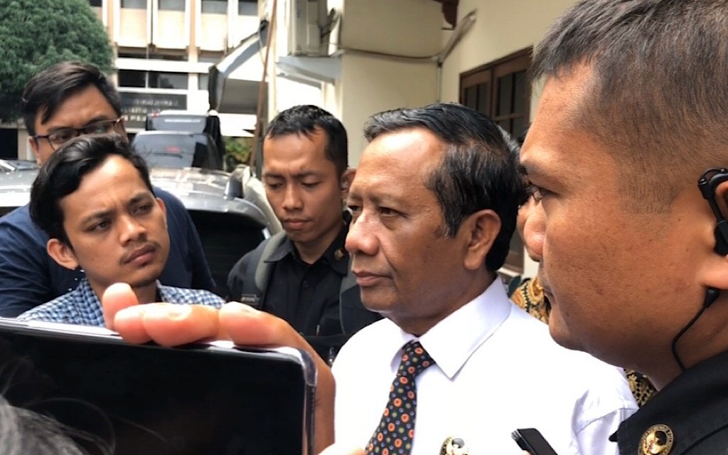Hitam Putih Pemulangan WNI Eks ISIS