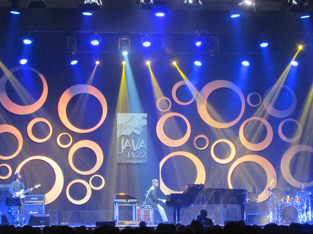 Matthew Whitaker Trio Kembali Pukau Penonton di Hari Kedua Java Jazz 2018
