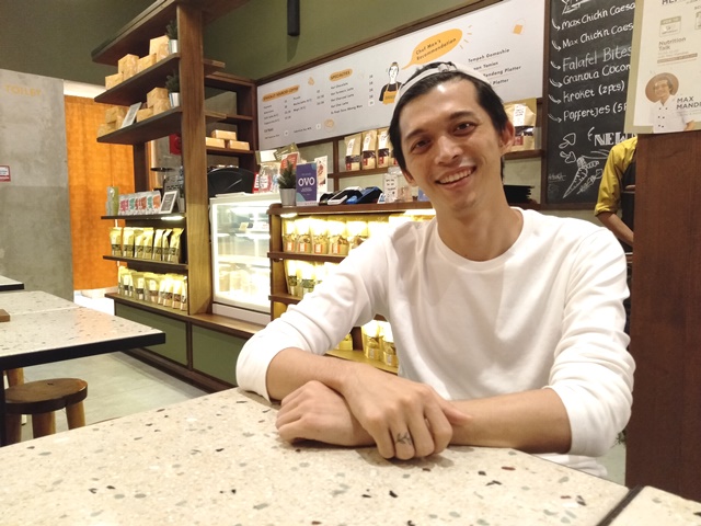 Sepiring Doa bagi Max Mandias