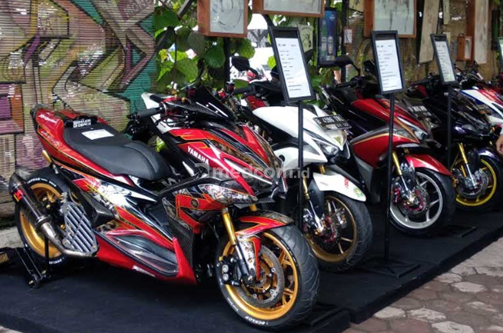 45 Motor Modifikasi Bertarung di CustoMaxi x Yamaha Heritage Built