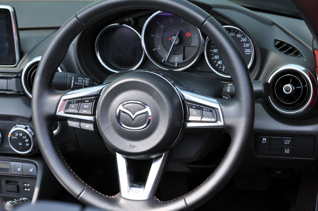 Mazda MX-5, Bagi yang Ingin Sensasi <i>Fun-to-Drive </i>