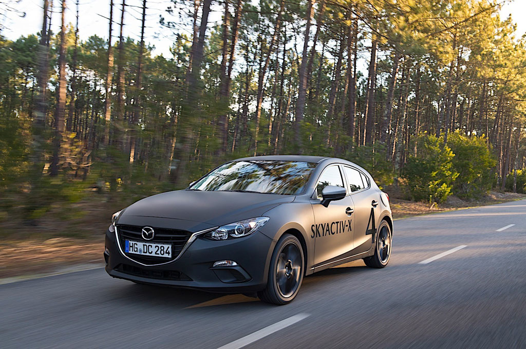 Mazda Gandeng Toyota Kembangkan Mobil Hybrid