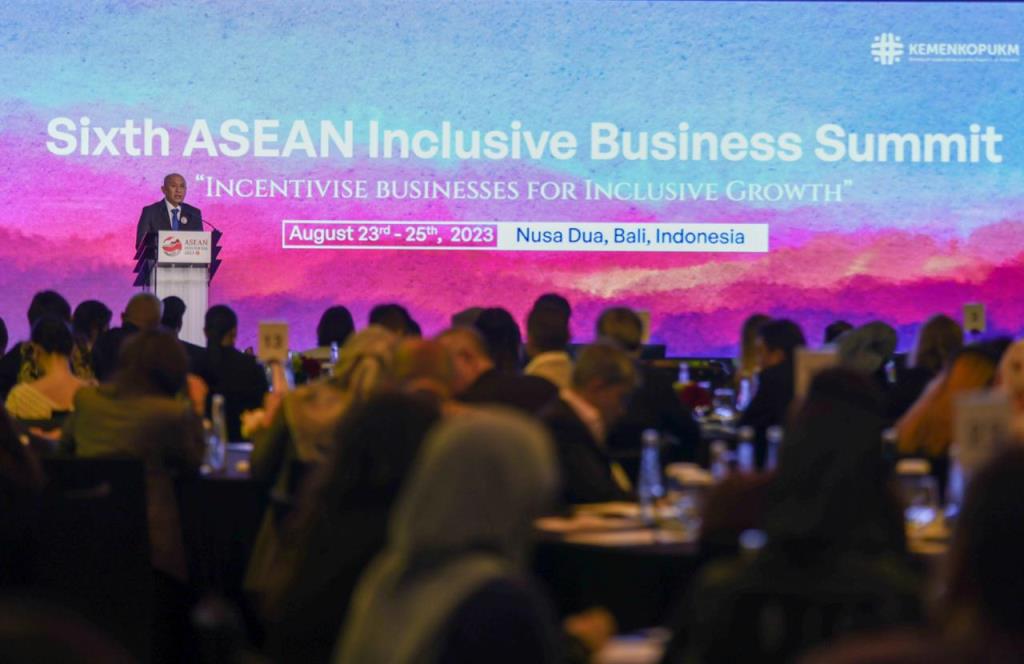 MenKopUKM: ASEAN Harus Meningkatkan Daya Saing Demi Kepentingan Pertumbuhan Ekonomi Domestik dan Regional