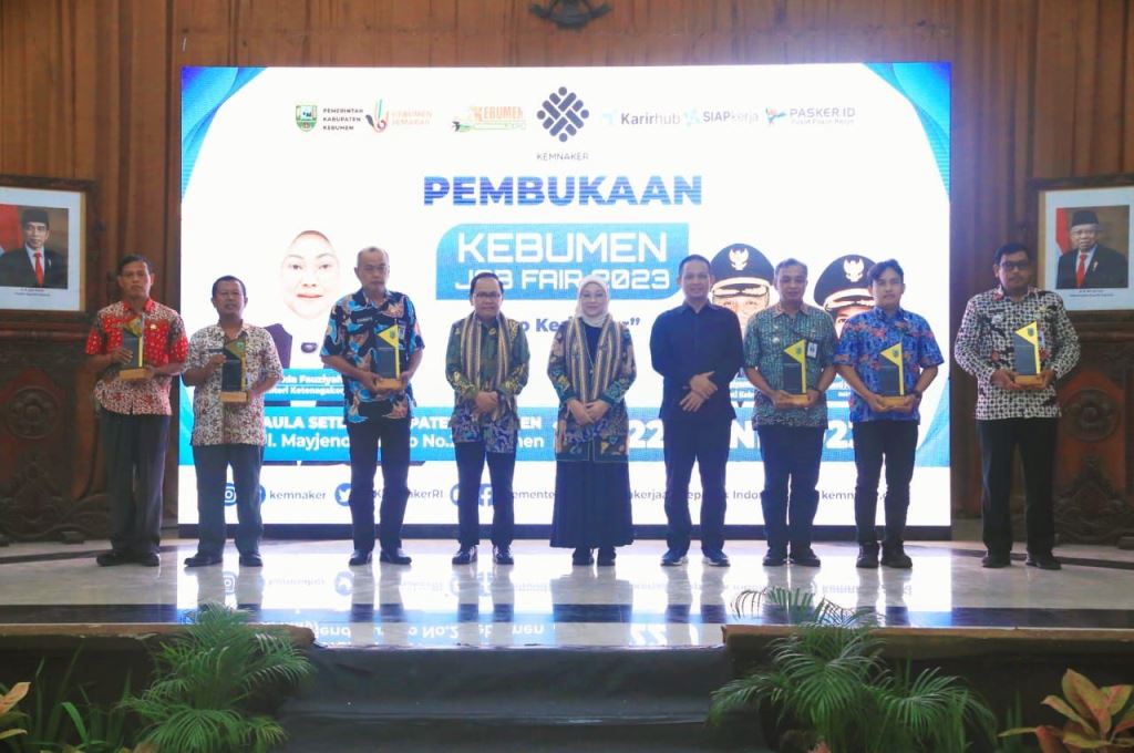 Menaker Ida Buka Job Fair di Kebumen, Tersedia 11.000 Lowongan Kerja