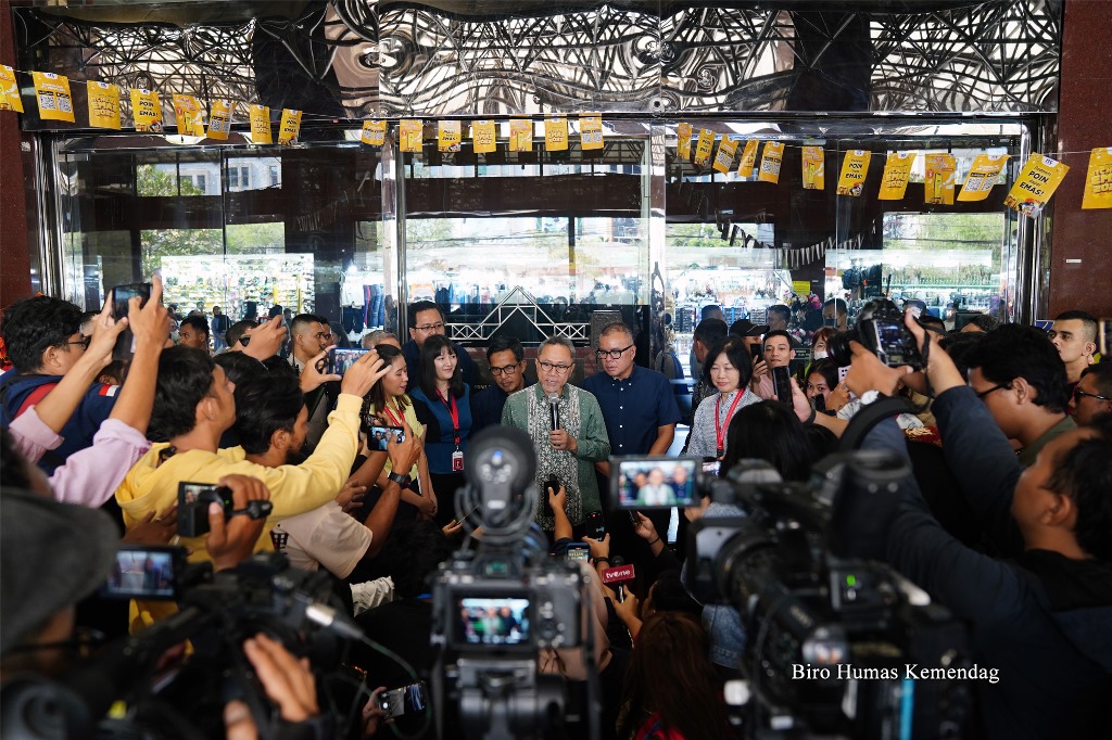 Mendag Zulkifli Hasan Imbau TikTok Patuhi Permendag 31 Tahun 2023