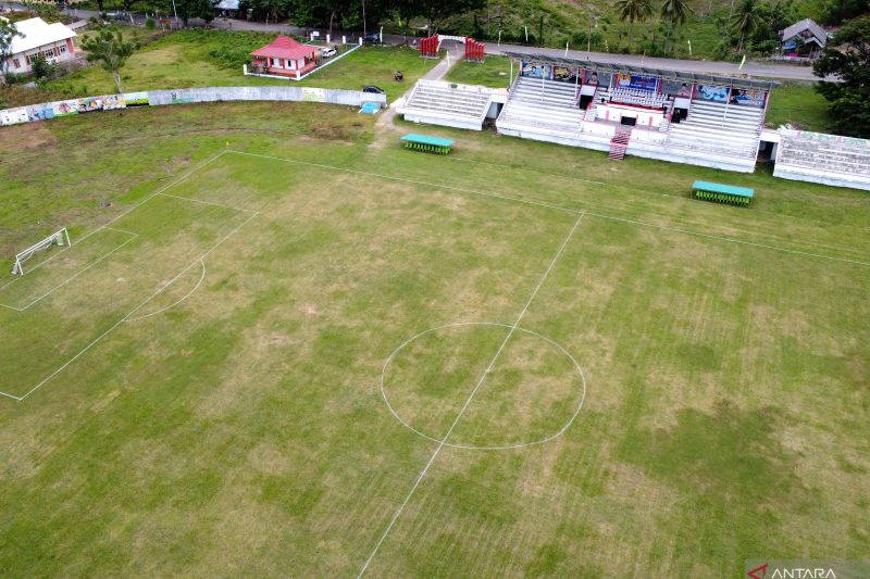 Belum Standar FIFA, Stadion Gelora Pemuda tetap Diresmikan Menpora