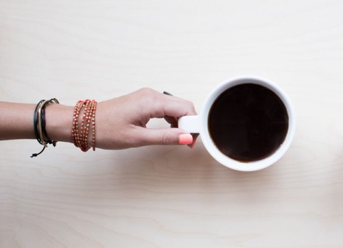 Minum kopi pengganti sarapan dapat meningkatkan penuaan. pexels