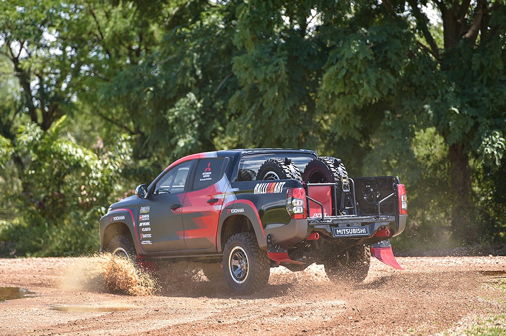 Totalitas Mitsubishi Triton Ralliart untuk AXCR