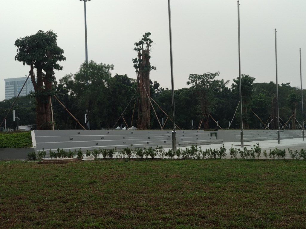 Wajah Baru Plaza Selatan Monas