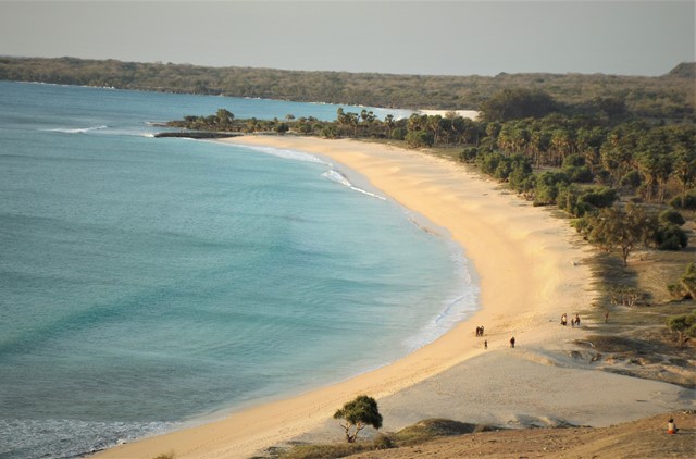 Nirwana Biru Pantai Liman