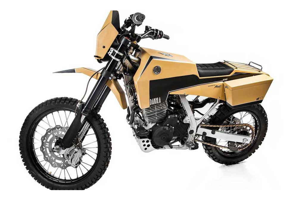 Tampil Persegi, Honda NX650 Terlihat Menawan