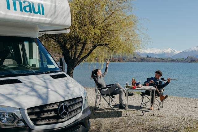 Tips Liburan dengan <i>Campervan</i> ala Nadine Chandrawinata dan Dimas Anggara
