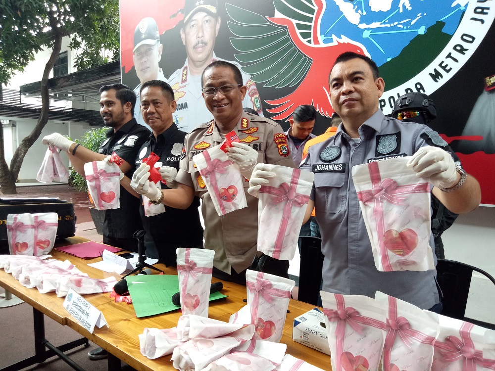 Permen Valentine Jadi Modus Peredaran Pil Happy Five