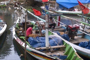 Nelayan Minta Pemerintah Sosialiasikan Konversi Solar ke Gas  