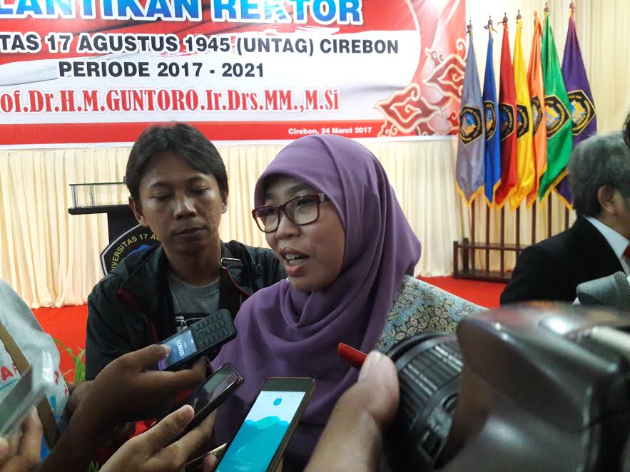 PKS Bantah Wajibkan Perempuan Jadi Ibu Rumah Tangga