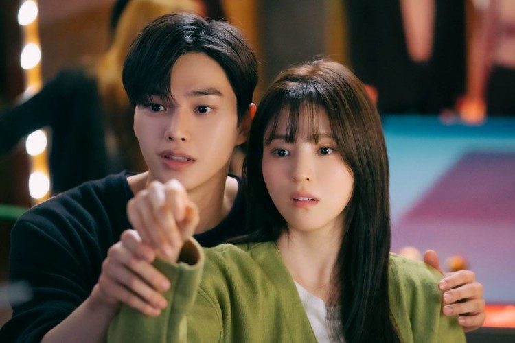 5 Rekomendasi Drama Korea dengan Kisah Cinta Berbeda