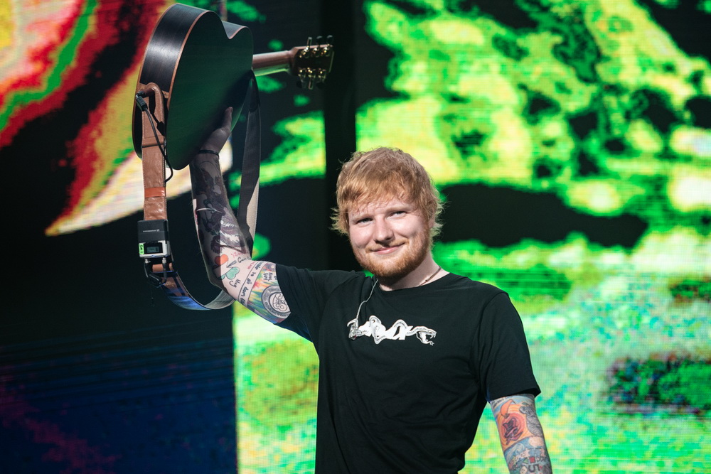 Ed Sheeran Tuntas Bayar Utang Konser Divide di Indonesia