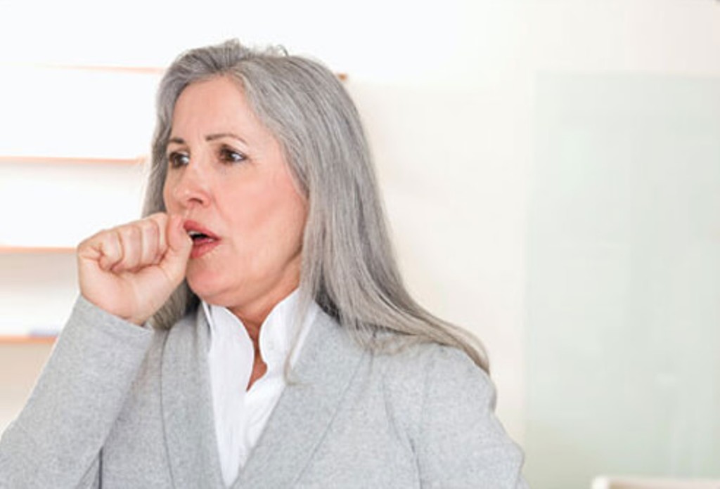 Mengapa Pneumonia Lebih Sering Menyerang Lansia?