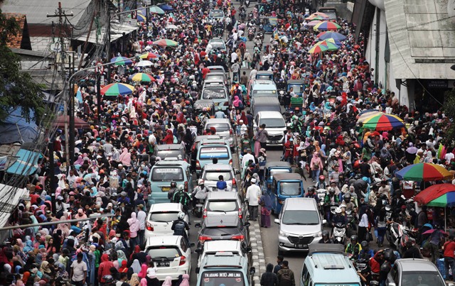 150 Titik Trotoar di Jakarta Dipelototi