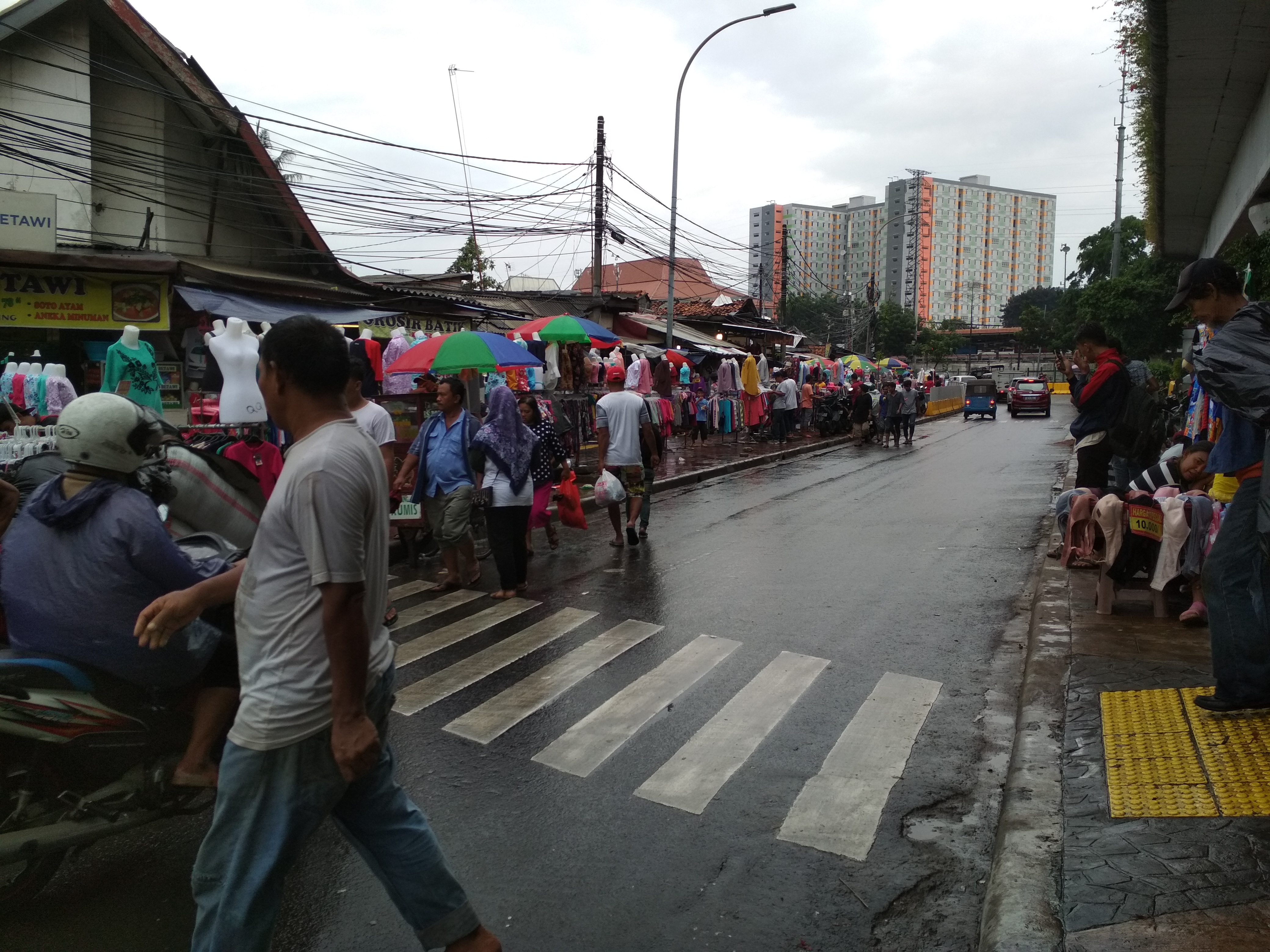 PKL Tanah Abang Ber-KTP DKI Masih Didata