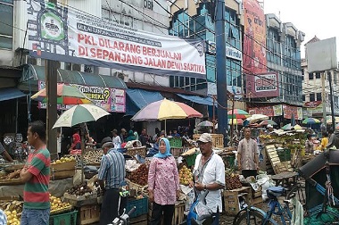 Jelang Sistem Satu Arah, PKL di Bogor Ditertibkan