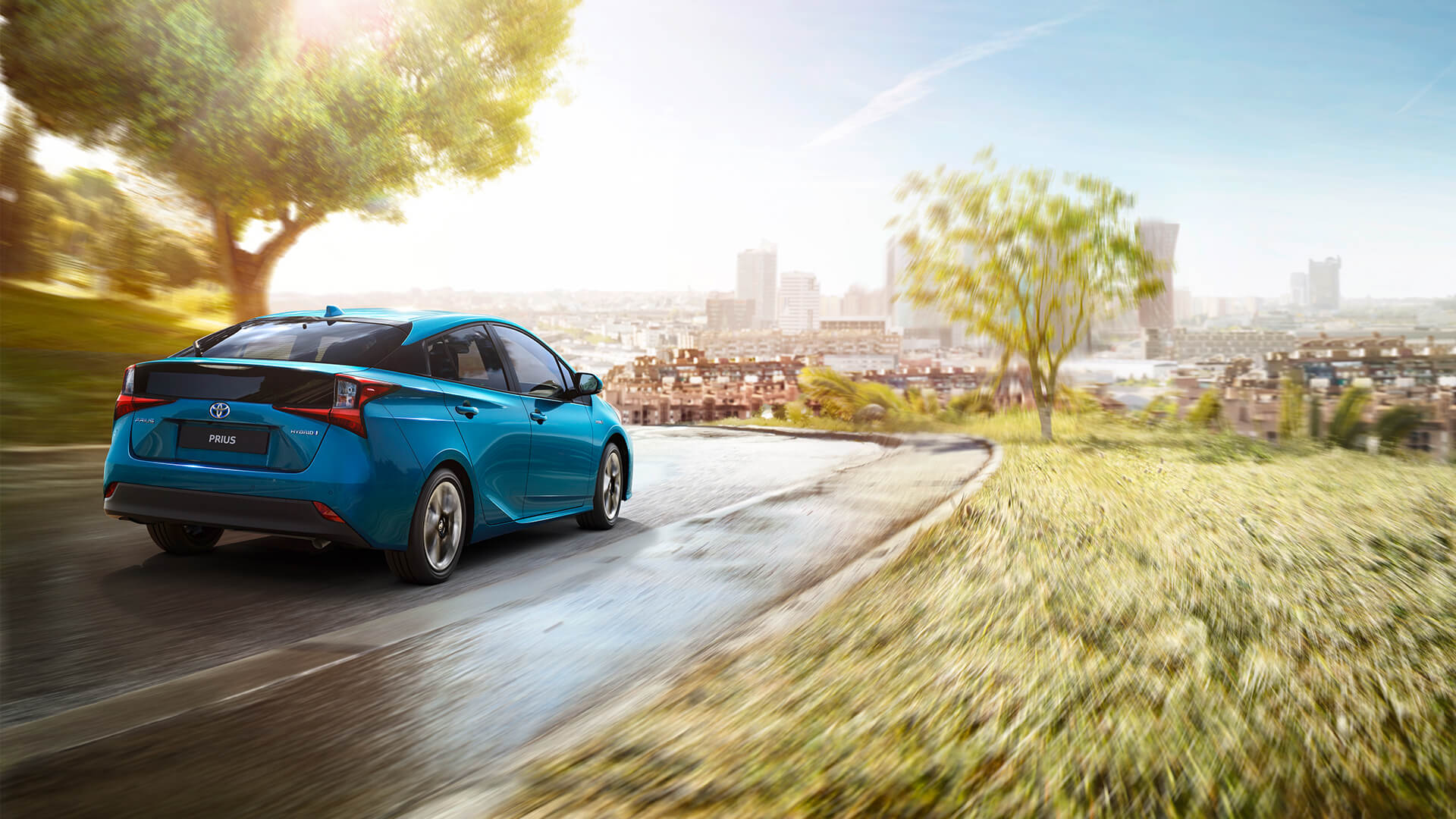 Toyota Bidik Bisnis Pengembangan Teknologi Hybrid