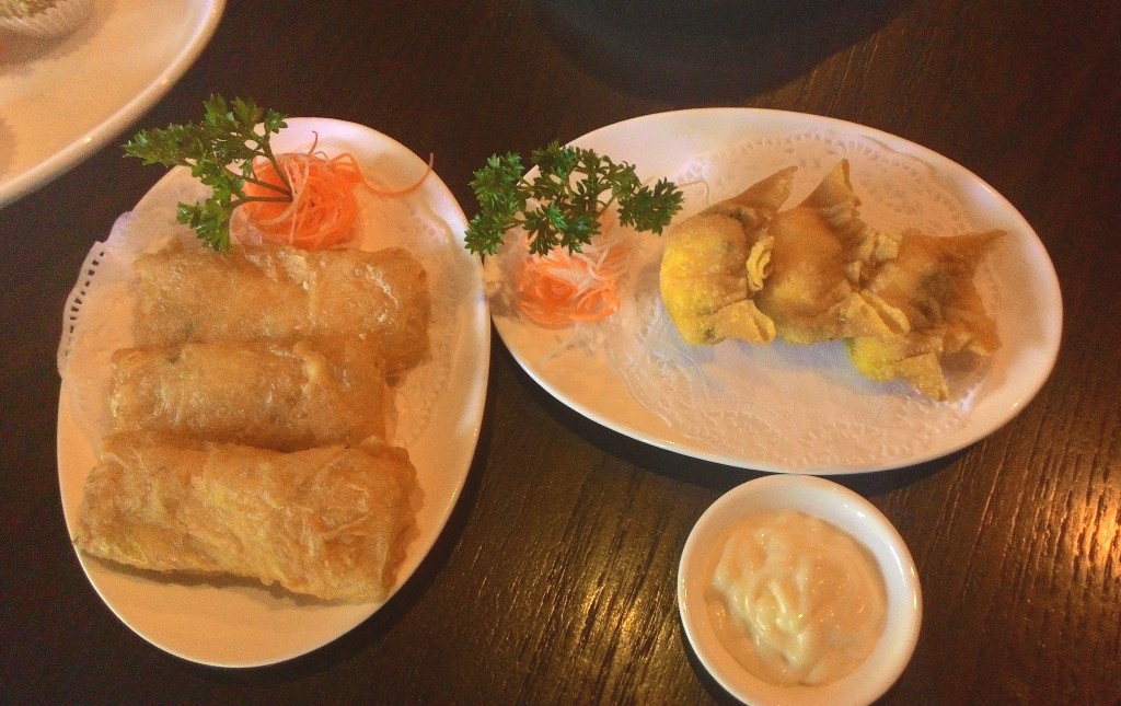 Menikmati 44 Jenis Dimsum di Resto 48 Signature