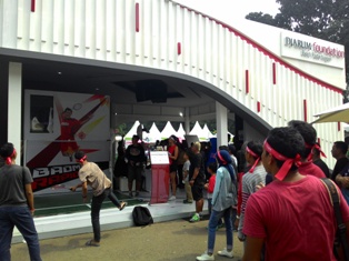 Kemeriahan di Luar Arena BCA Indonesia Open 2015 