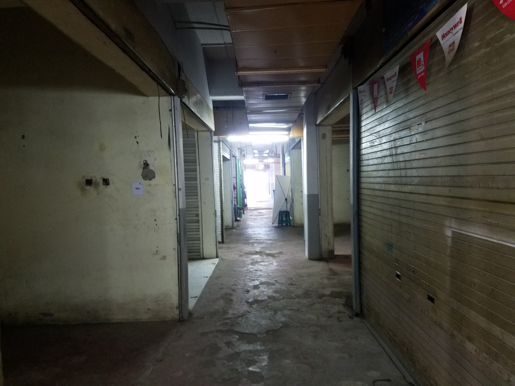 Pedagang Pasar Kenari Buka Pintu bagi PKL Senen