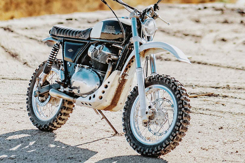 Royal Enfield Interceptor 650 Khusus Padang Pasir