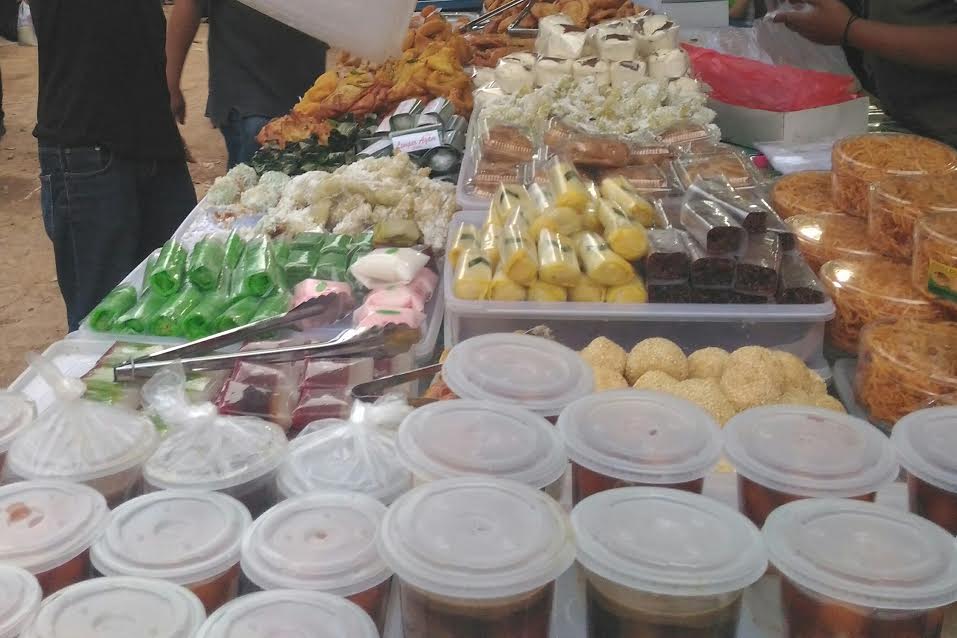 Geliat Pedagang Takjil Dadakan Benhil