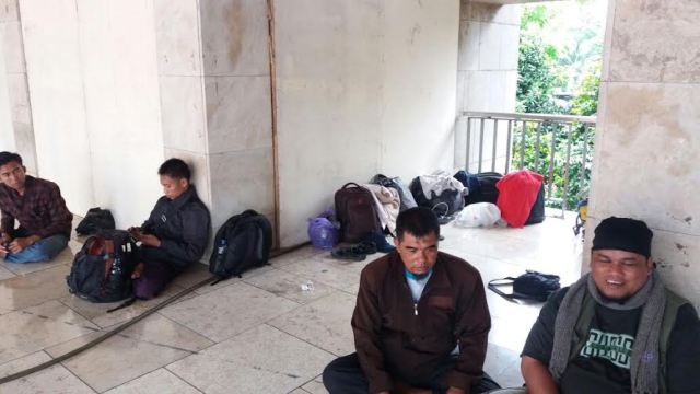 Imbauan Pengelola Masjid untuk Pendemo yang Menginap di Istiqlal