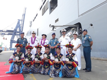 2 Kapal Perang Perancis Bersandar di Tanjung Priok