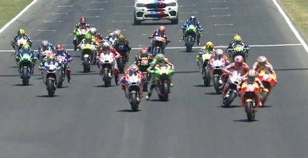 Finis Terdepan, Dovizioso Asapi Duo Pembalap Repsol Honda
