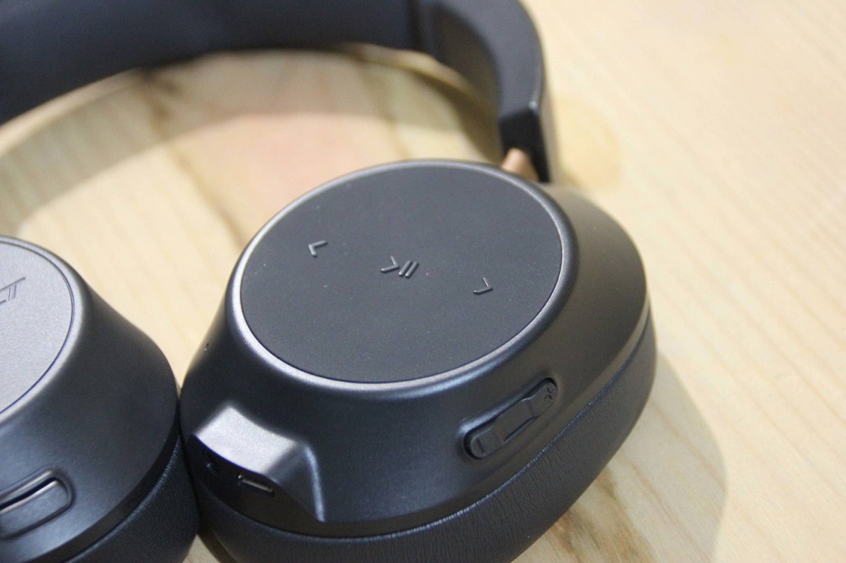 Plantronic BackBeat GO 810, Kualitasnya Tak Biasa