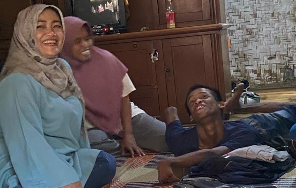 Poltekesos Bantu Disabilitas di Cianjur
