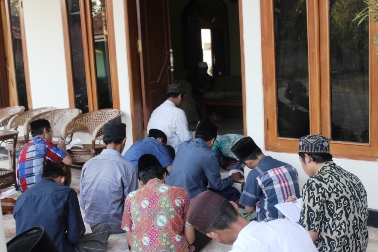 Tradisi Ngaji Pasaran di Pondok Pesantren Buntet Cirebon