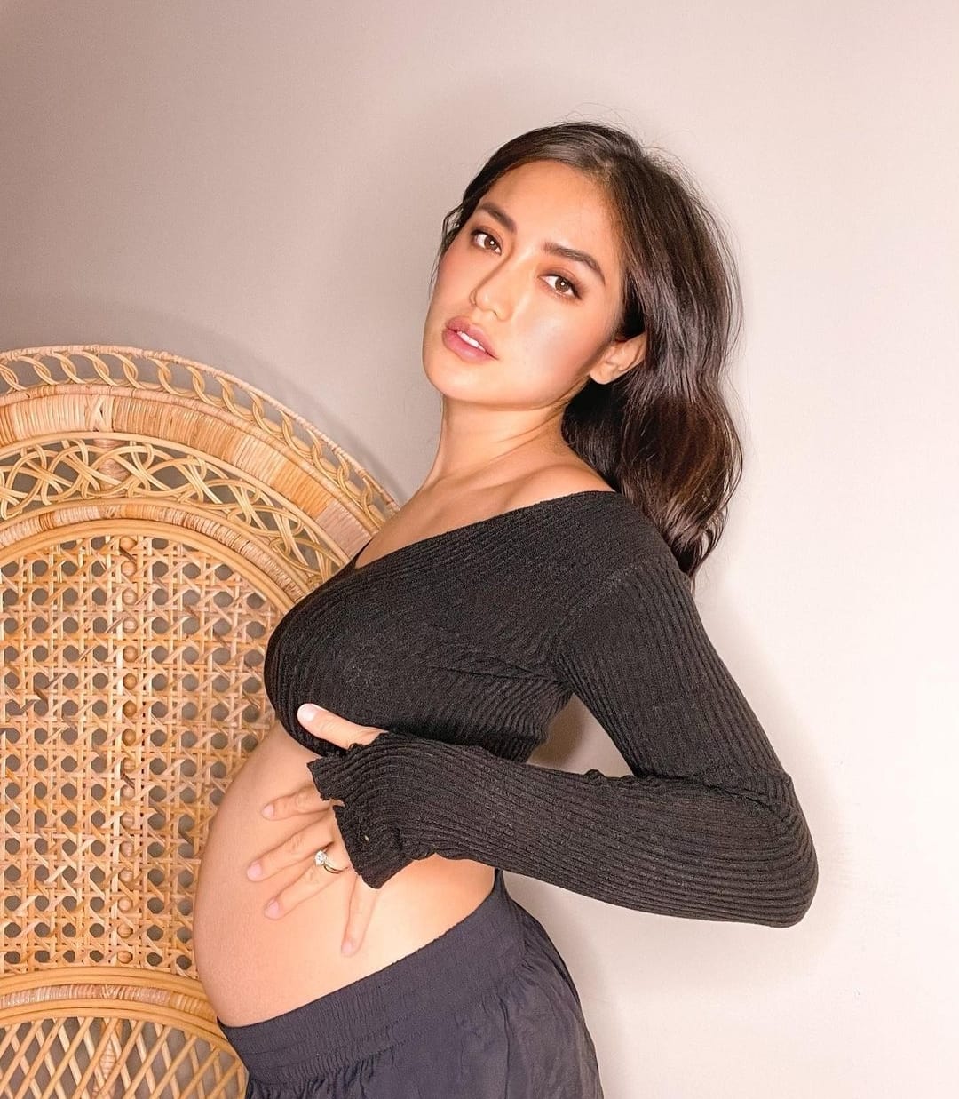 Potret kehamilan Jessica Iskandar. Foto Instagram