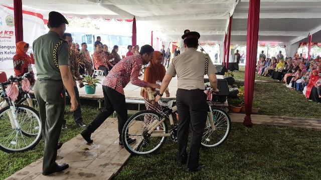 Jokowi Tegaskan Kemajuan Bangsa Berawal dari Keluarga Terencana