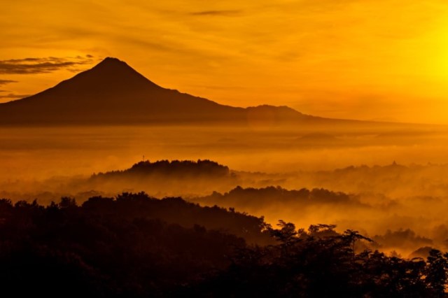 7 Tempat Sunrise Tercantik di Dekat Borobudur
