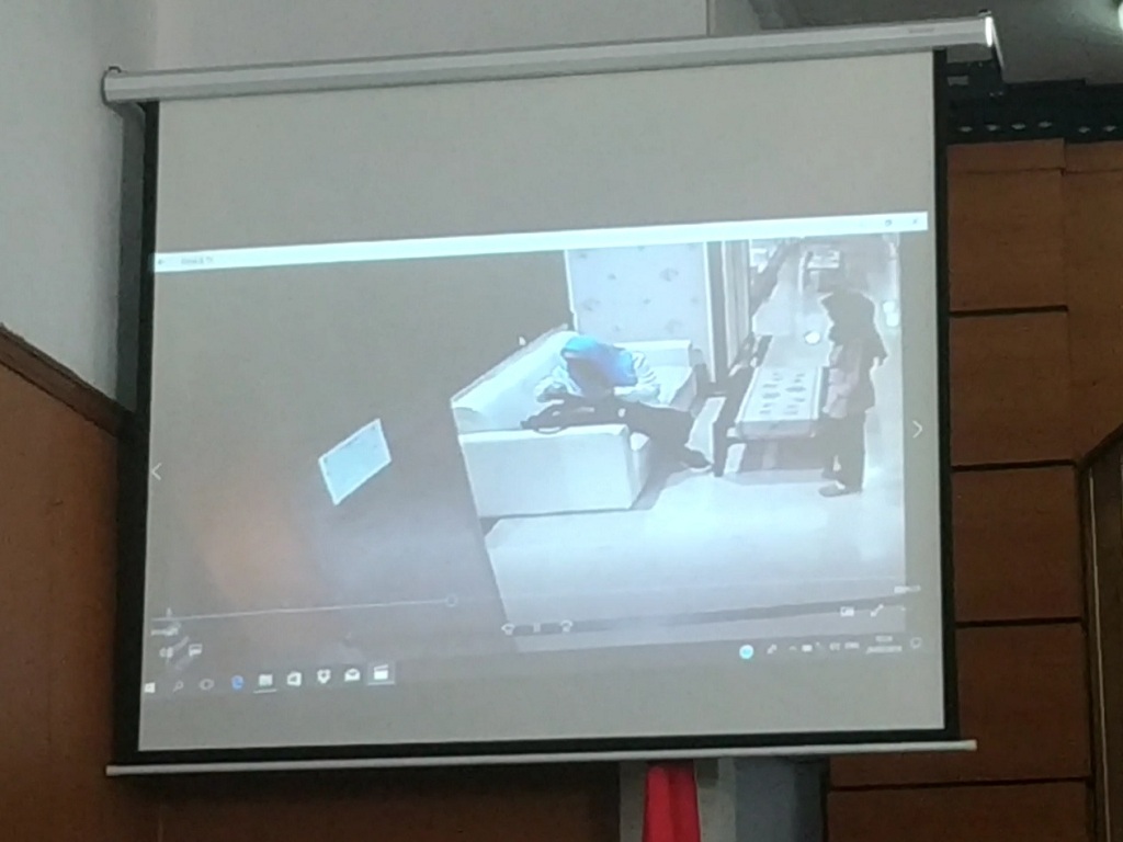 Jaksa Perlihatkan CCTV Ratna Sarumpaet di RS Bedah Plastik