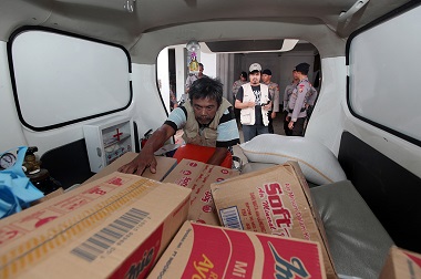 Dapat Bantuan Mi Instan, Warga Korban Banjir: Direbusnya Pakai Apa