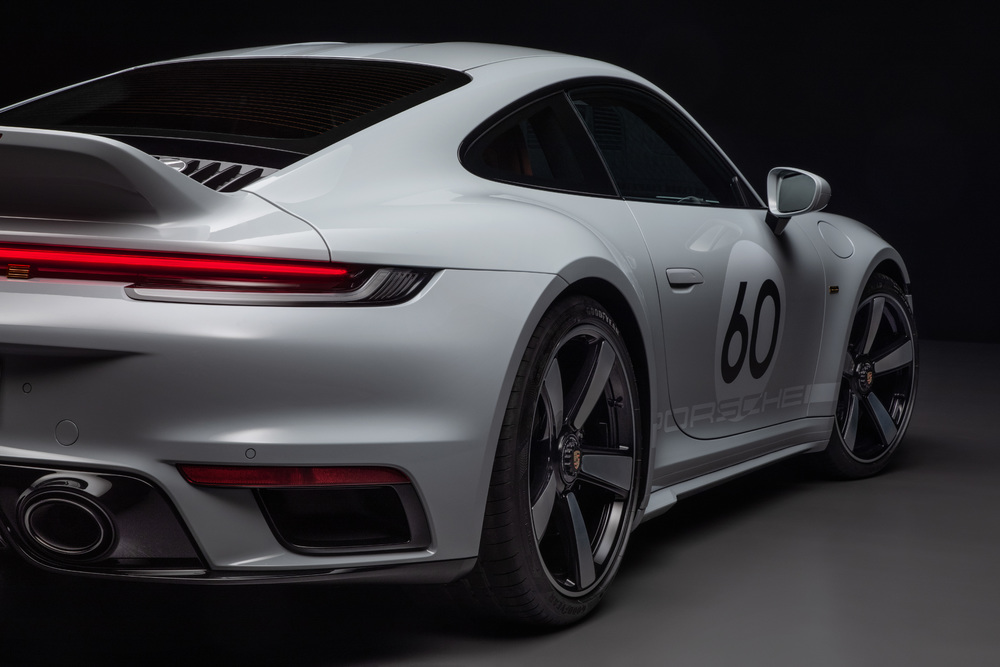 Porsche 911 Sport Classic Kembali Ketiga Pedal