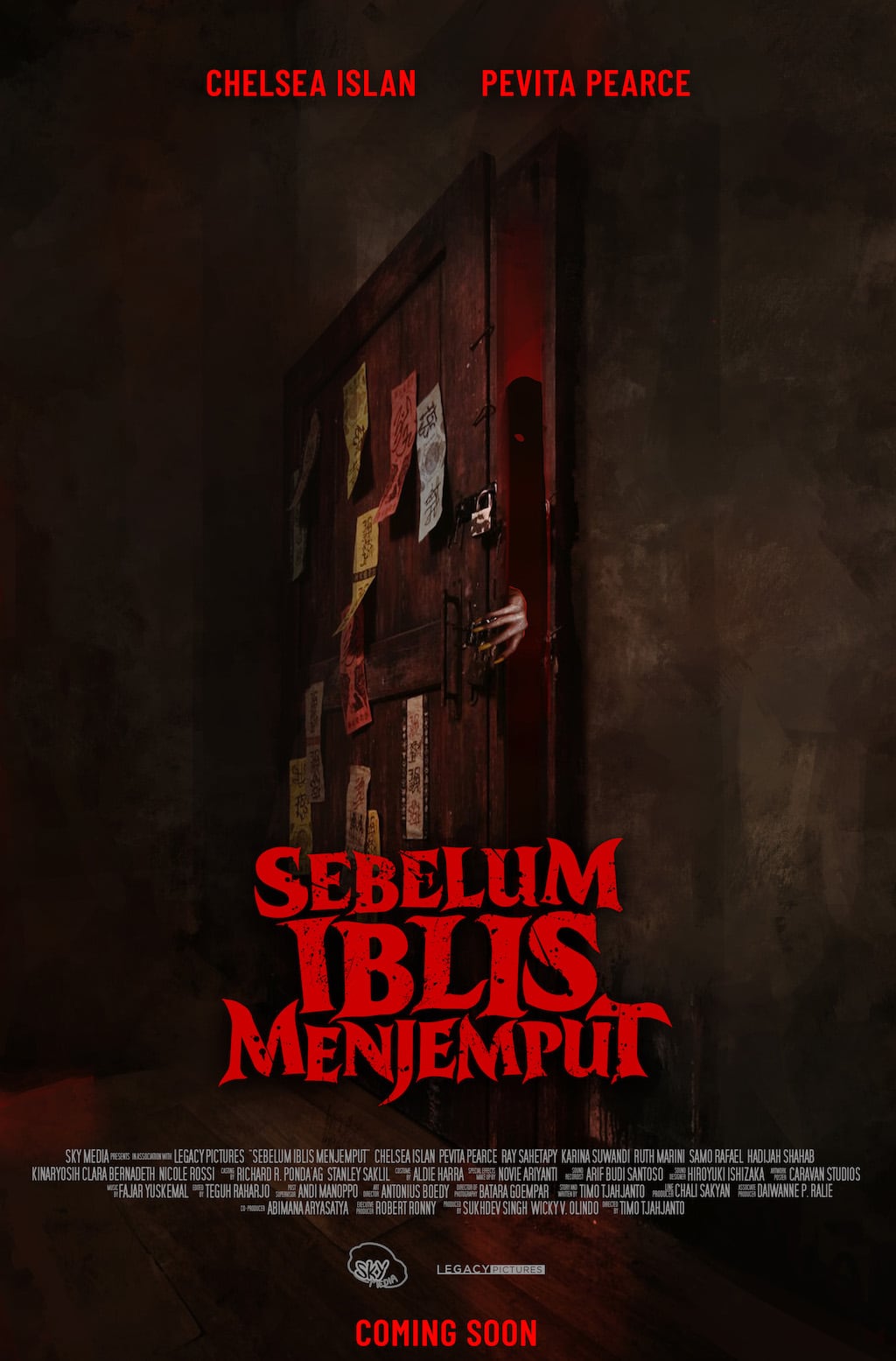 Pintu Penuh Mantra Dalam Poster Perdana Sebelum Iblis Menjemput