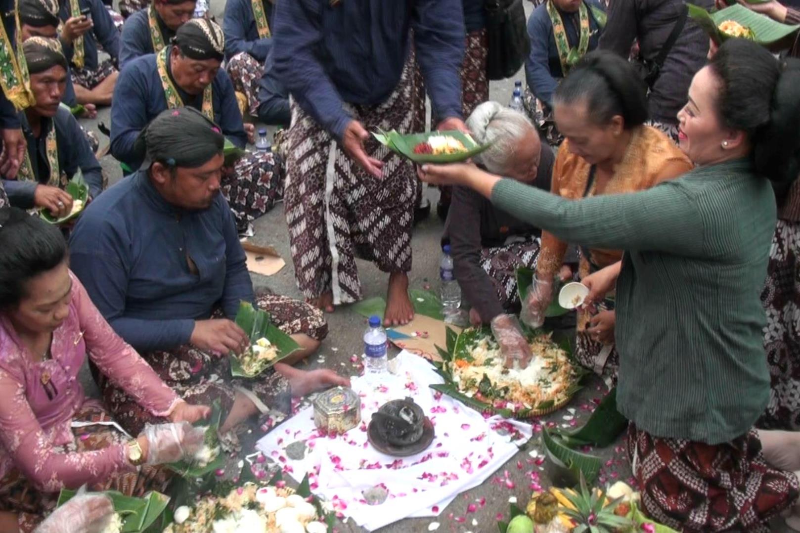 Rakyat Yogyakarta Syukuran Sambut Gubernur DIY