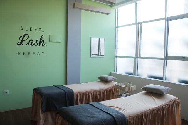 SP'LASH Lashes & Nails, Debut Mira Lesmana di Bisnis Kecantikan