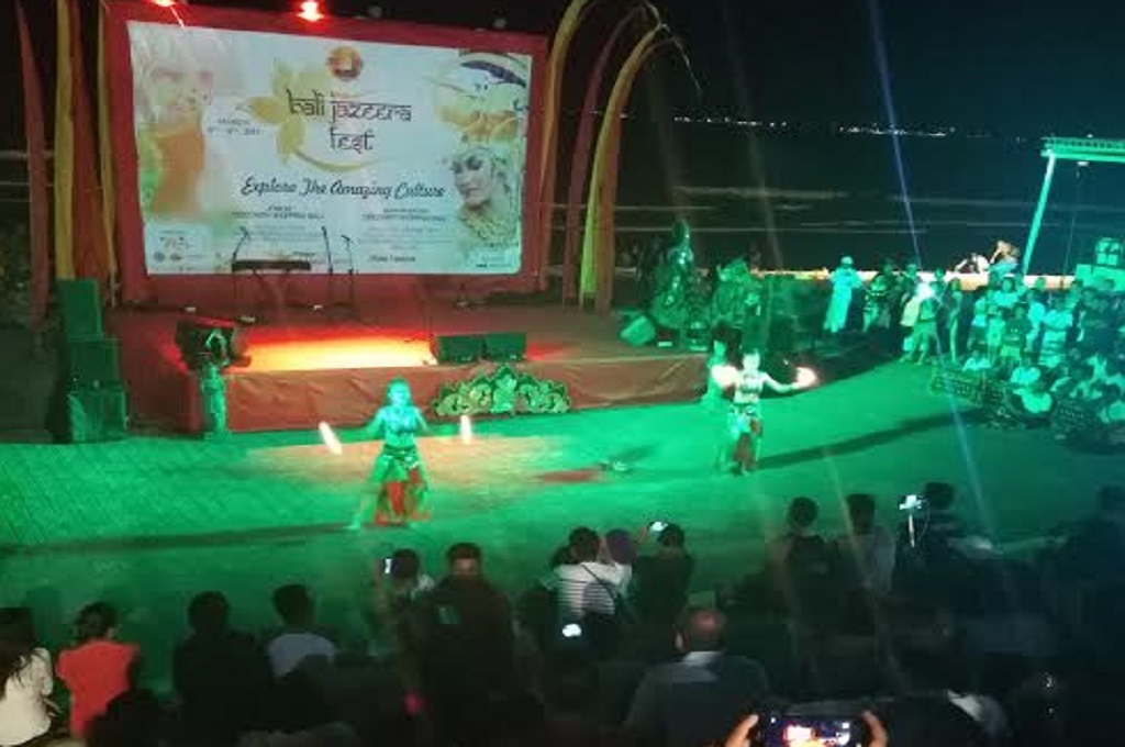 Raja Salman Seolah Jadi Duta Wisata Bali